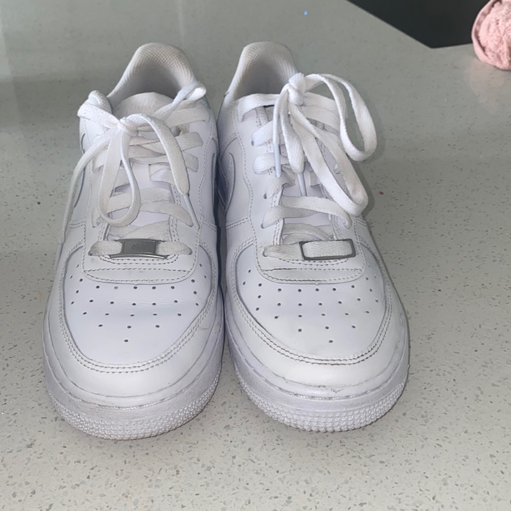 Selling Air Force 1s grade school 6.5 good condition need gone ASAP.
